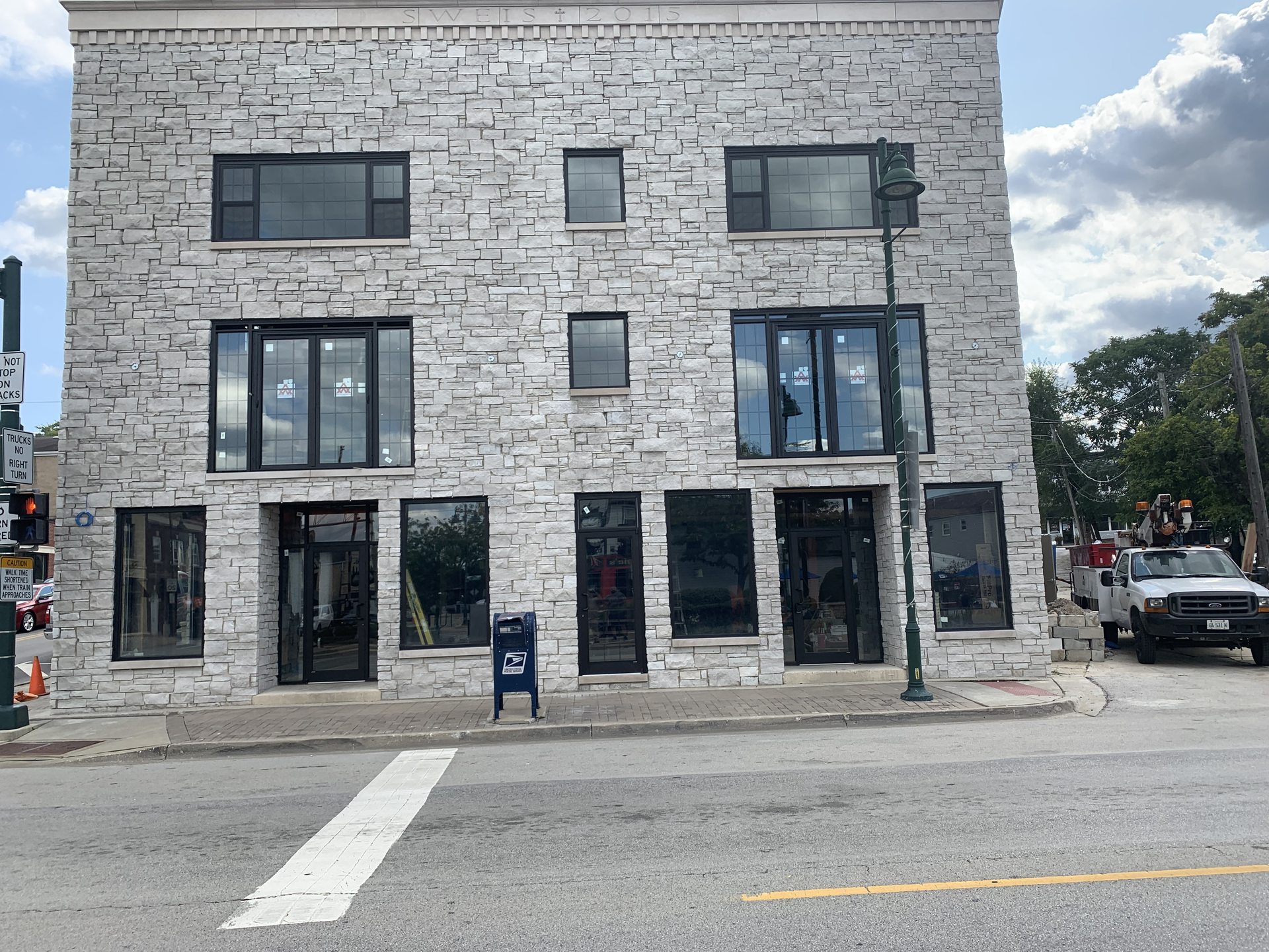 E&D Glass storefront project